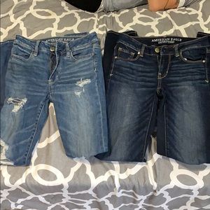 2 Pair of Size 0 Long American Eagle Jeans